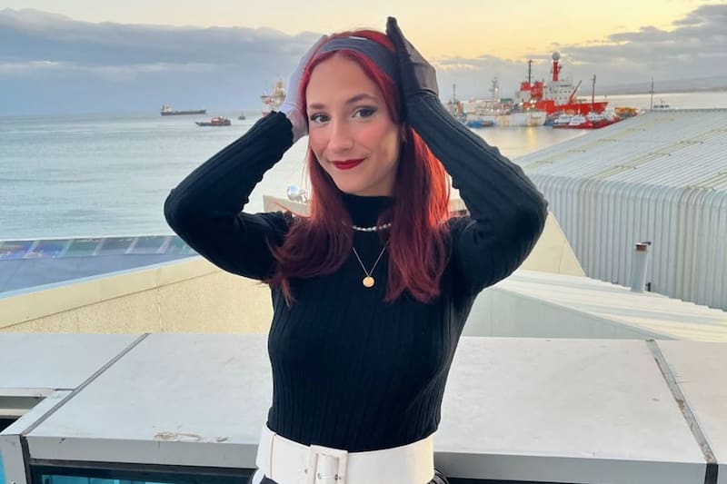 abrirá sus conciertos de la colombiana en el Estadio Nacional. Créditos: Instagram.