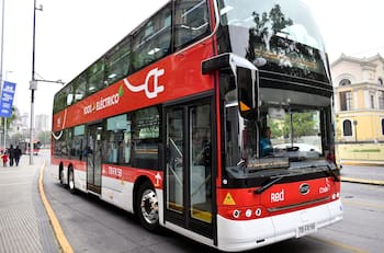 El Gobierno responde: ¿Por qué no están funcionando los buses de dos pisos de RED?