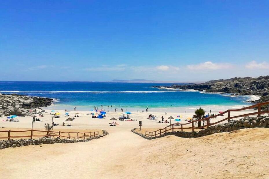 Playa norteña ofrece espacio único para relajarse y disfrutar de noches estrelladas.
