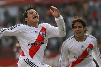 Como Maxi Salas: el día que Alexis Sánchez también homenajeó al Matador en River Plate
