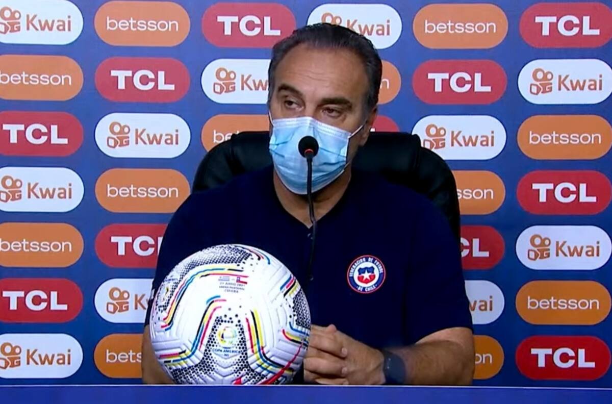 Carlos Caszely lanzó dura acusación contra Martín Lasarte: “Define a los jugadores a través del empresario"