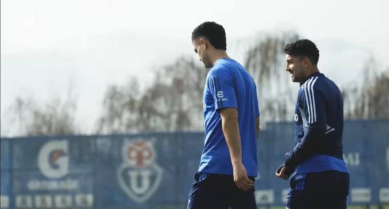 Vicente Fernández y Jeisson Vargas entrenando en la U. Foto: Aton.