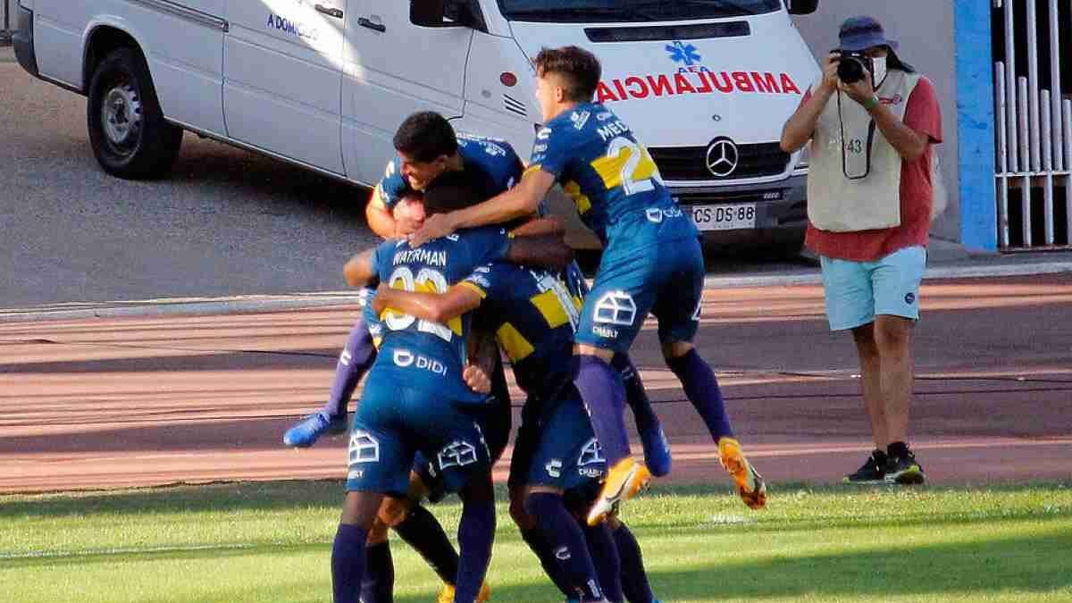 Everton consiguió una agónica victoria sobre Antofagasta en el Calvo y Bascuñán