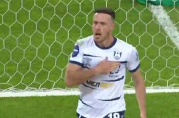 VIDEO | Ángelo Henríquez anotó un gol clave para su equipo ante el Dinamo de Moscú en Rusia