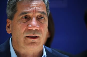 Dos episodios del fútbol que complican a Gonzalo Durán, el Delegado Presidencial que arriesga una Acusación Constitucional