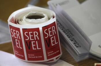 ¿Fin al voto voluntario? Parlamentarios presentan proyecto de ley que busca establecer voto obligatorio