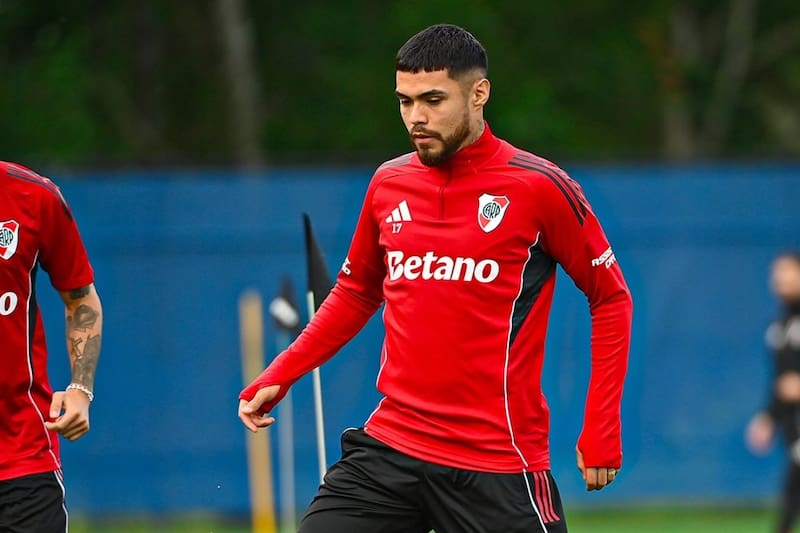 El chileno no seguirá en River Plate para 2026. Foto: @paulodiaz17