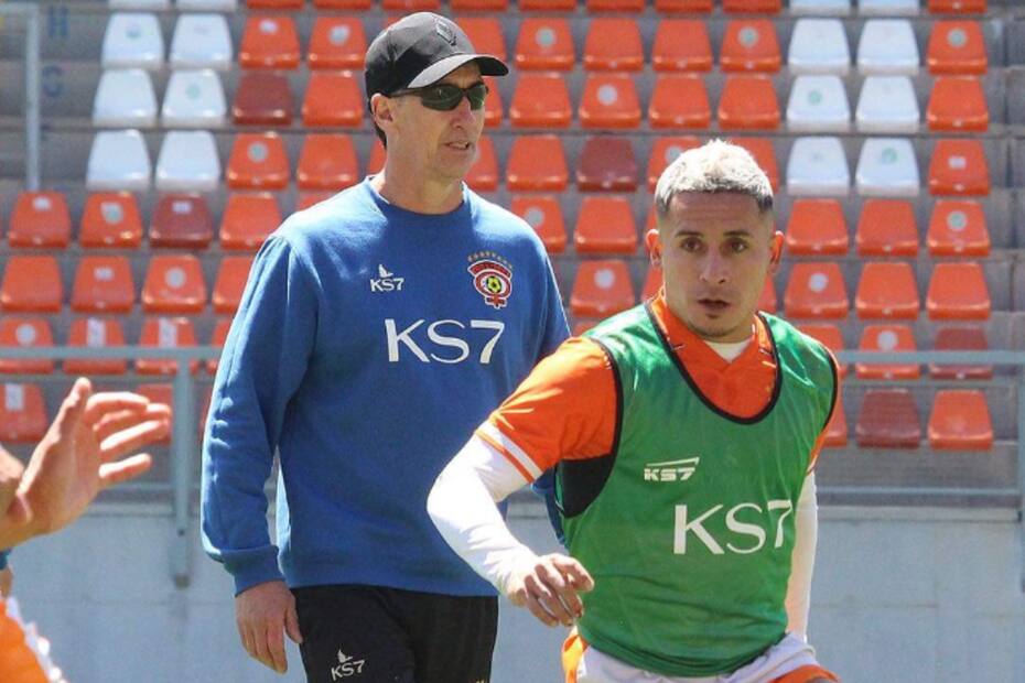 César Bravo prepara dos novedades para el partido del domingo ante Deportes Iquique. (Foto: @Cobreloa_SADP)