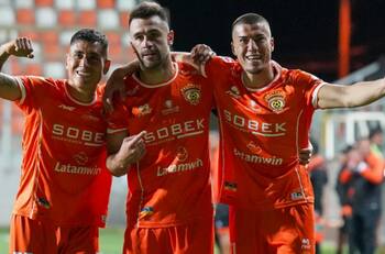 Entrevista | Cristian Muga, volante de Cobreloa: “Queremos dejar al club, en sus 50 años, en Primera División”