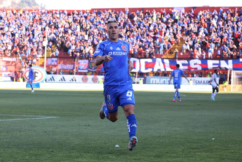 El argentino fue la figura de la U. Foto: Agencia ATON.