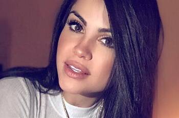 Natti Natasha causó sensación en Instagram con un video entrando a la ducha