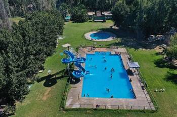 Este increíble parque con piscinas ubicado en Peñaflor es ideal para disfrutar después de Año Nuevo