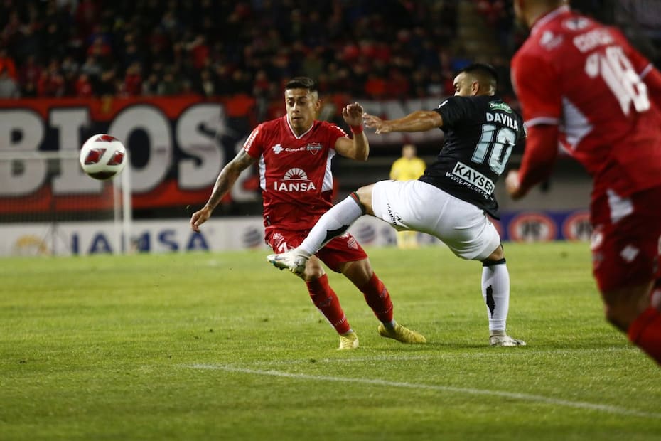 Ñublense de Chillán consiguió un agónico empate 1-1 en su partido por la fecha 27 del Campeonato Nacional ante Palestino. Foto: Agencia Aton.