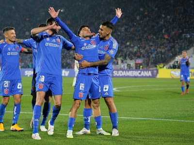 Una intratable U. de Chile goleó a Guaraní y quedó un paso de la clasificación en Copa Sudamericana