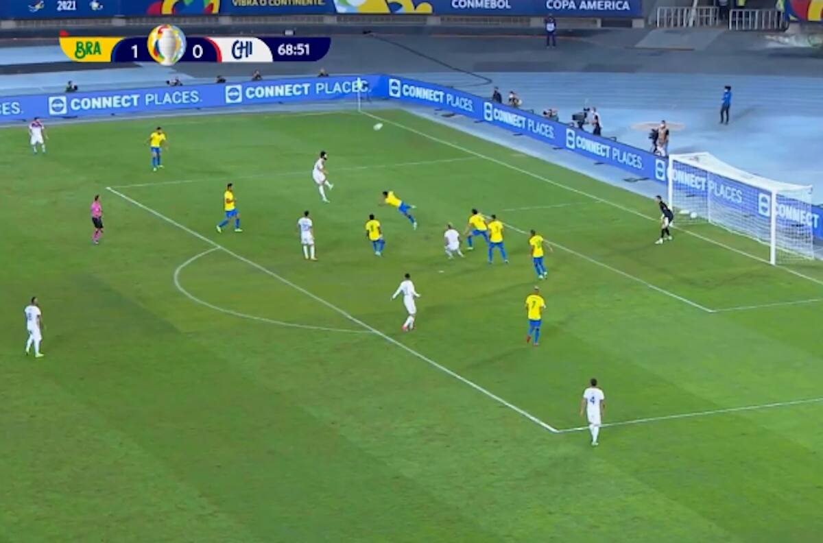 "El palo de Brereton": Mauricio Pinilla sufrió con agónica jugada de la Roja ante Brasil