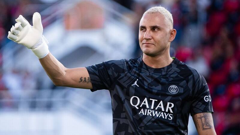 ¿Brayan Cortés o Keylor Navas? Este es el favorito del directorio para quedarse con el arco de Colo Colo