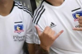 "Pilsen del Sur de cortesía": Las divertidas reacciones que dejó el nuevo sponsor de Colo Colo