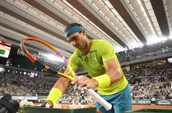 Bomba en el tenis mundial: Jugadora dice que se "encubrieron" casos de Covid en Roland Garros