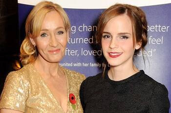 Emma Watson responde polémicos mensajes transfóbicos de J.K. Rowling