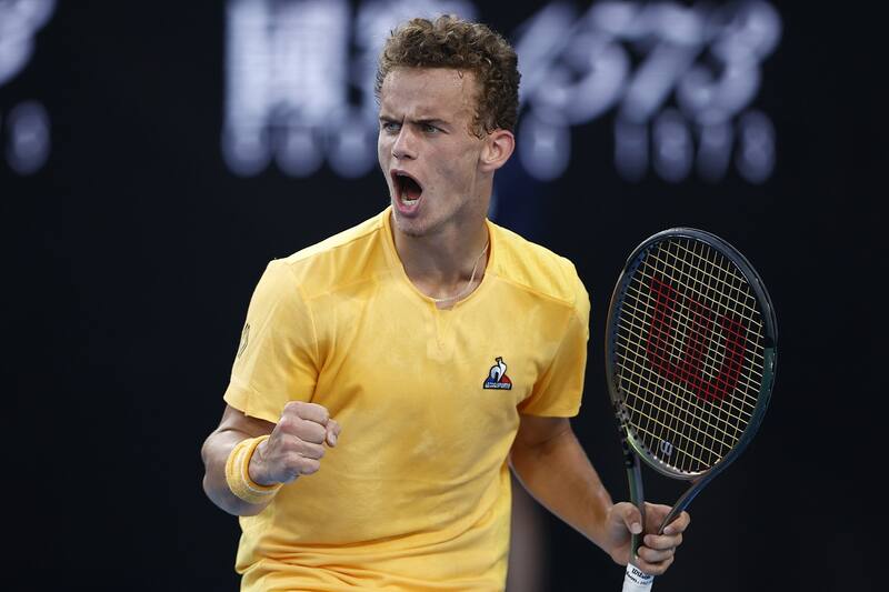 es una de las grandes promesas del tenis mundial.