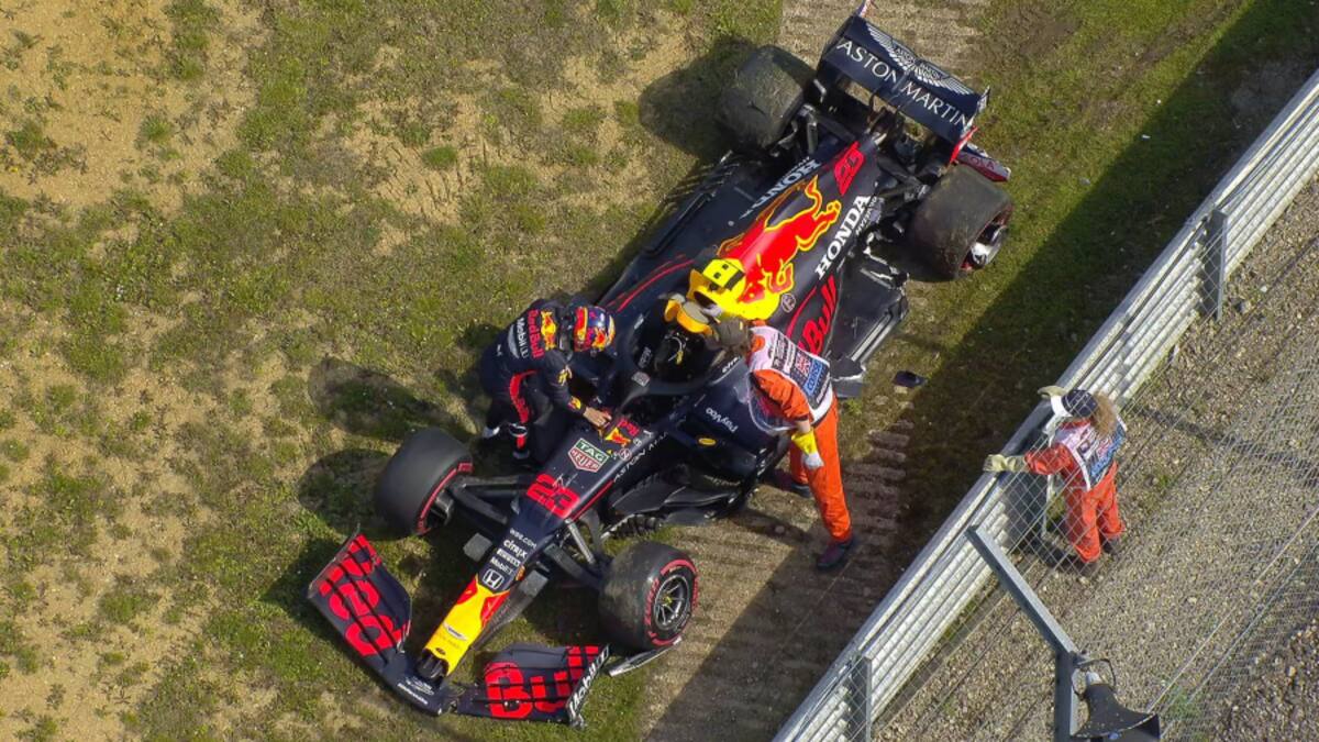 Alex Albon protagonizó este accidente en la práctica libre del GP de Gran Bretaña