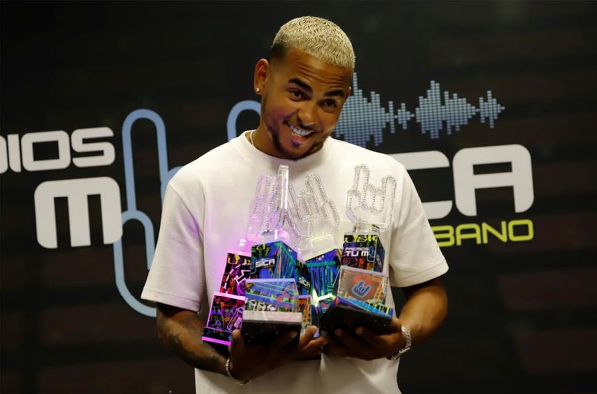 Ozuna compró una casa en Miami que sobrepasa los 5 millones de dólares