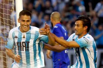 Dos goles, la misma fórmula: El doblete de Rojas que le da la victoria a Racing