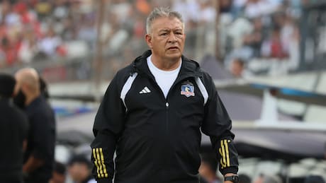 “Ojalá Claudio Borghi vuelva a dirigir, o sea gerente técnico en Colo Colo, tiene muchas aptitudes”