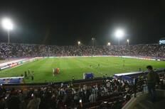 Columna de Juan Cristóbal Guarello: Mundos opuestos