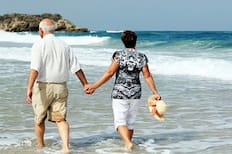 Viajes con descuento para adultos mayores: el programa estatal que subsidia hasta el 70% para viajar por Chile