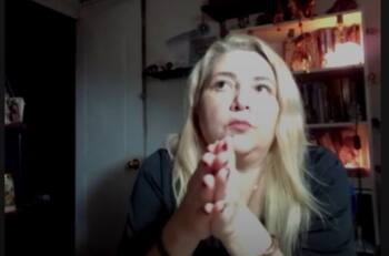 "Hay que cuidarse": Latife Soto entrega sus predicciones para el 2023 y lanza particular advertencia