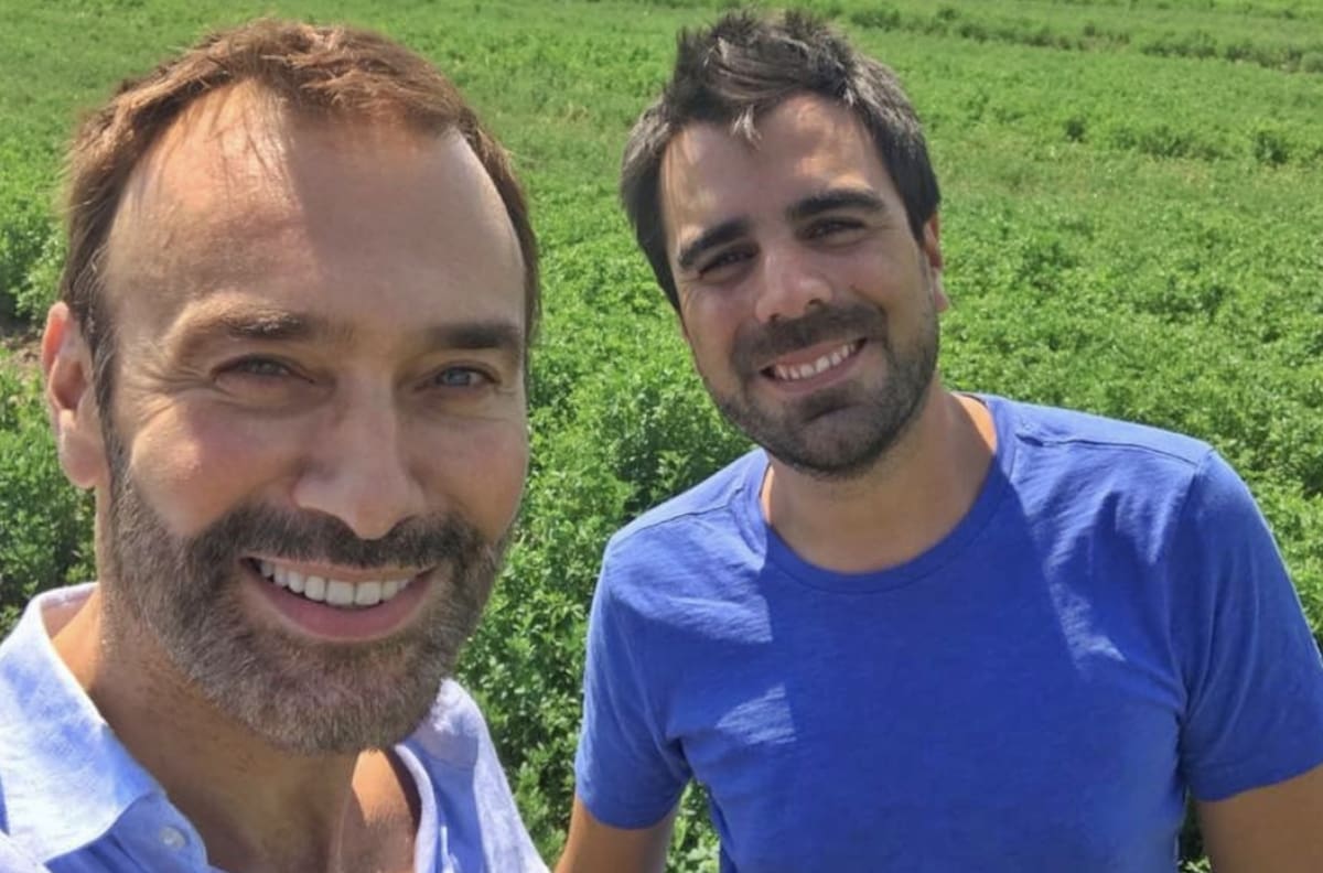 "Voy a querer siempre quedarme a tu lado": Jordi Castell le dedicó romántico mensaje a su marido, Juan Pablo Montt