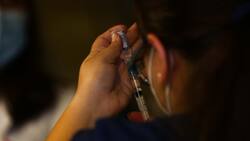 Variante Epsilon sería resistente a anticuerpos de vacunas Pfizer y Moderna