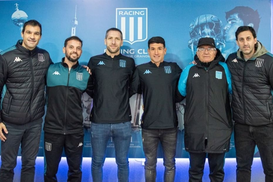Luli fue presentado como ayudante de campo de la Reserva de Racing. Foto: Racing del Alma.