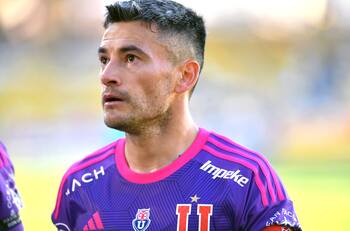 La sensible lesión que vuelve a atormentar a Charles Aránguiz