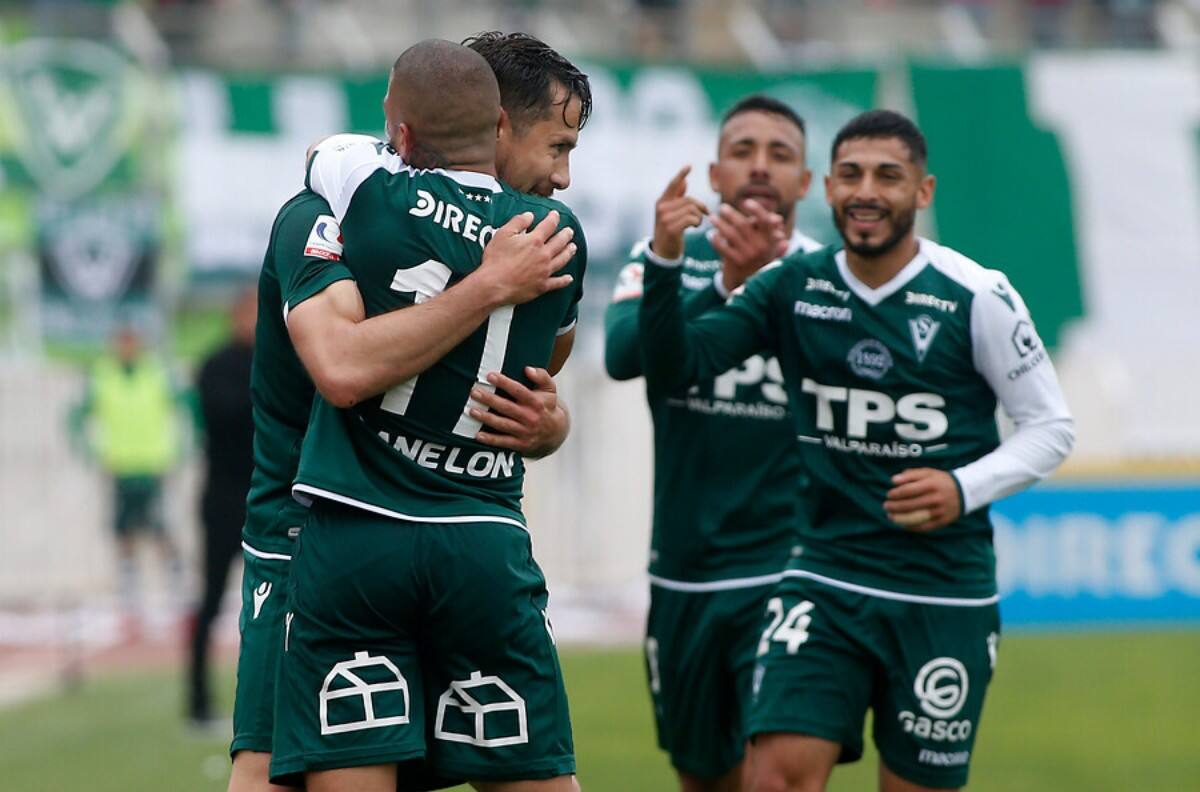 Santiago Wanderers comenzó proceso para ceder club a sus hinchas