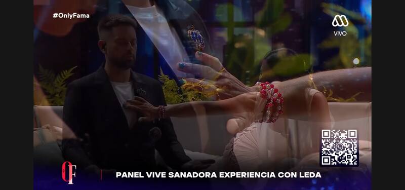 Una de las psicodélicas postales que dejó el momento.