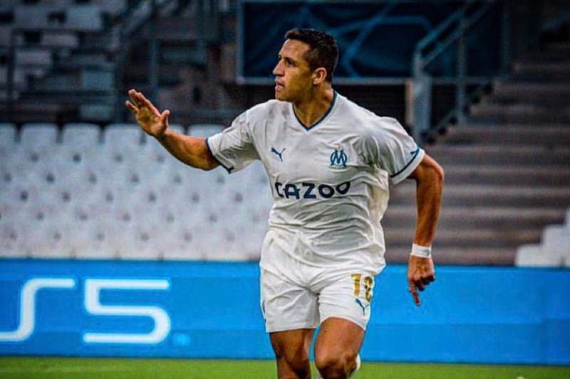 El delantero chileno disputó la Champions League 2022-2023 con el Olympique de Marsella.