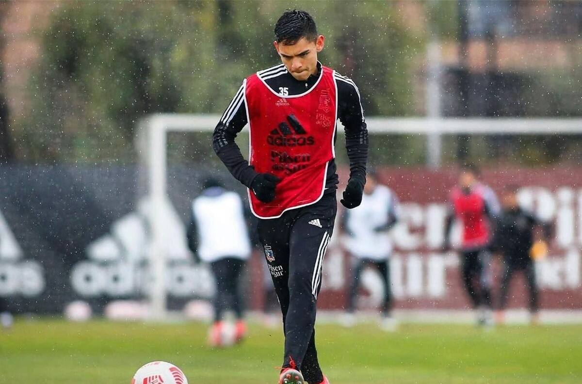Este es el Real Oviedo B, equipo filial por el que Joan Cruz decidió marcharse de Colo Colo