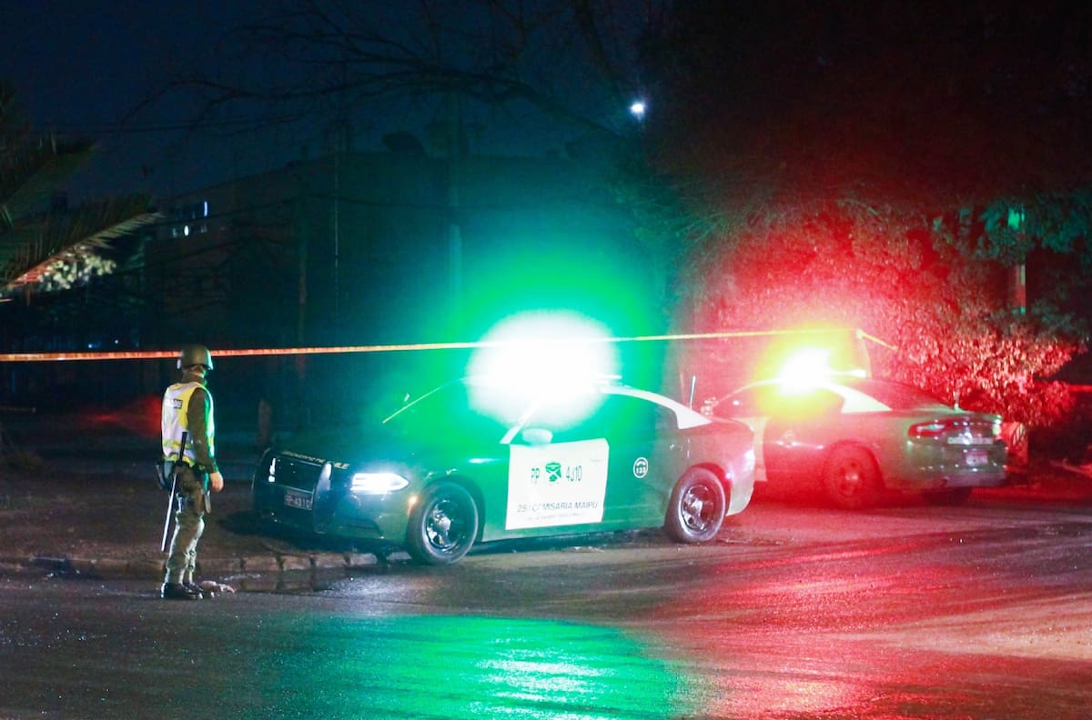 Disparan a quemarropa contra carabineros en Lo Espejo: utilizaron armas semiautomáticas
