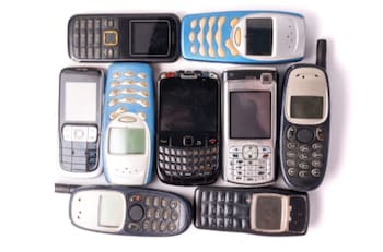 ¿Los tienes aún en casa? Estos teléfonos antiguos cuestan más de US$150.000