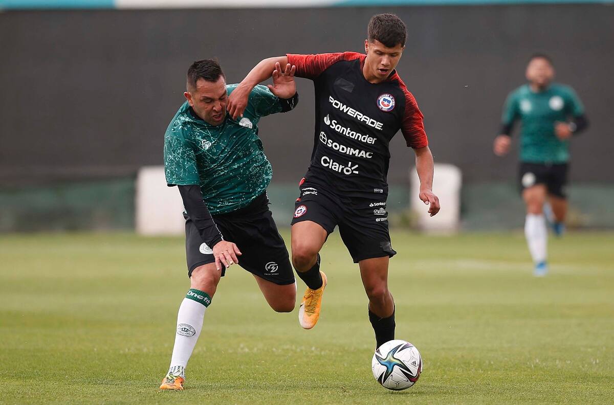 VIDEO | ¿El recambio de La Roja? Selección Chilena sub-20 cayó 4-1 ante Rodelindo Román
