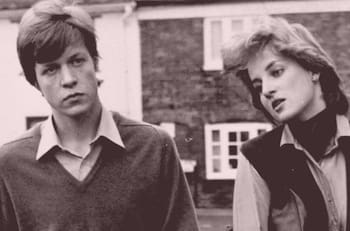 Charles Spencer conmemora 26 años de la muerte de la princesa Diana con postal del recuerdo