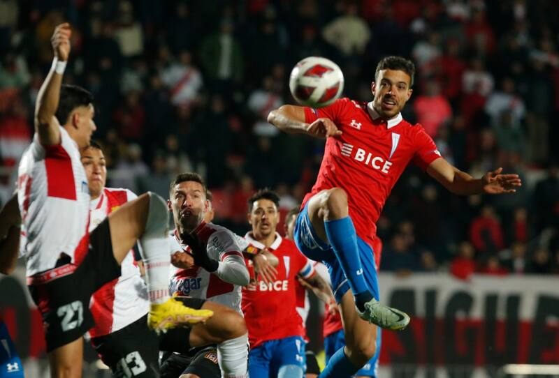 Franco Di Santo, de momento, sigue siendo delantero de Universidad Católica. Foto: Agencia Aton.