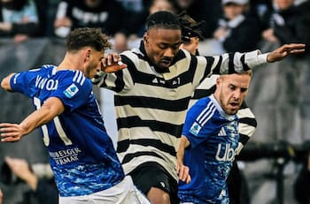 VIDEO | La carcelaria camiseta que estrenó Juventus y dejó a todos sorprendidos en Italia