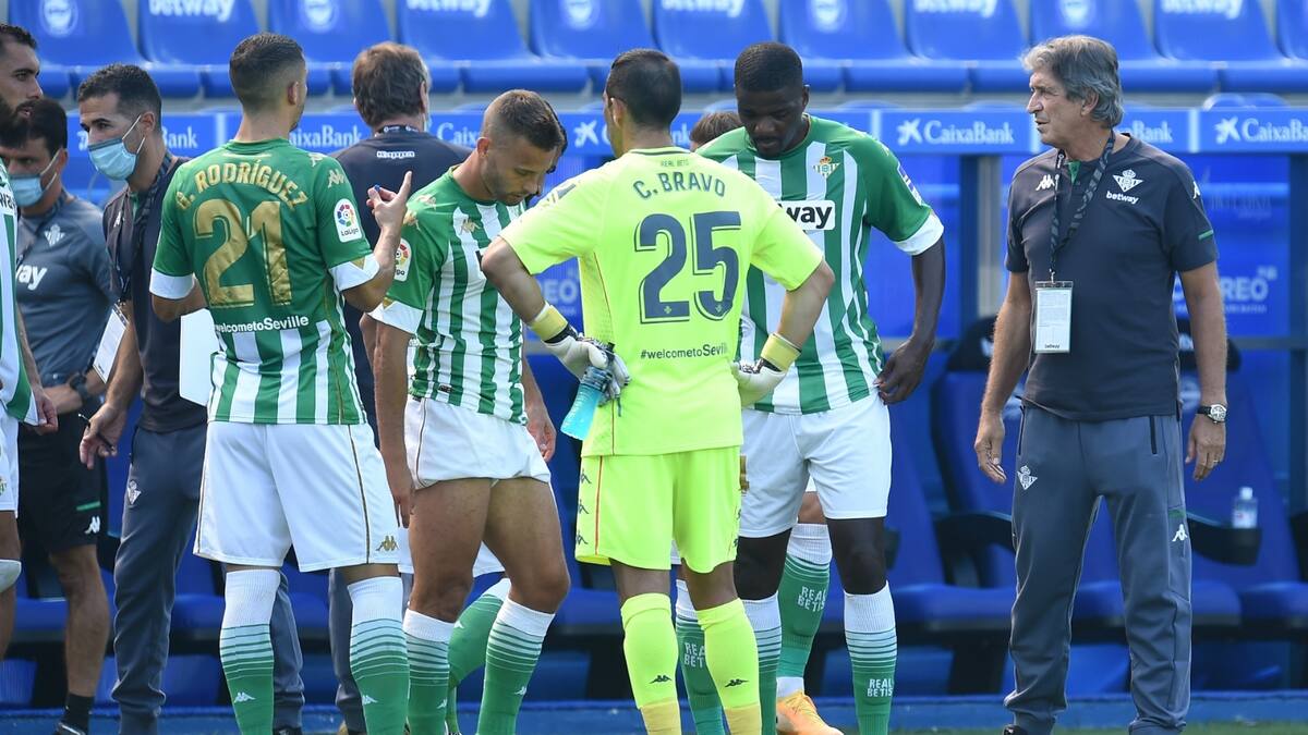 El obstáculo que impide a central de la Juventus sumarse al Betis de Pellegrini y Claudio Bravo