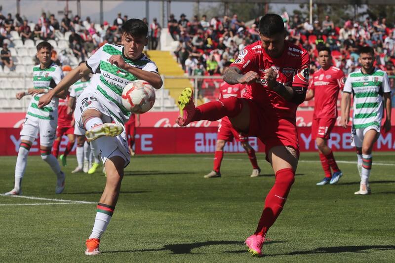 Palestino y Ñublense igualaron 1-1 en el Municipal de La Cisterna.