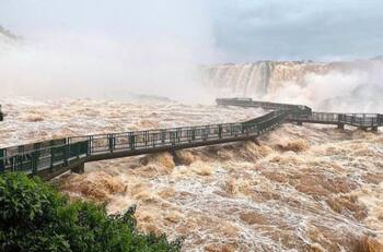 VIDEO | Impactante: Cataratas del Iguazú aumentan sus caudales alcanzando 14,5 millones de litros por segundo