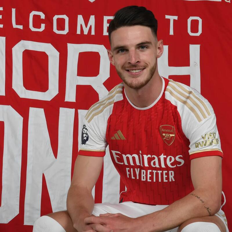 Declan Rice fue presentado en el Arsenal
