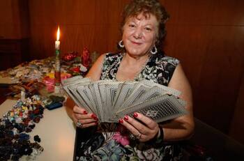 Horóscopo de Yolanda Sultana: Revisa las predicciones de la Tía Yoli en amor, dinero y salud para este lunes 16 de enero